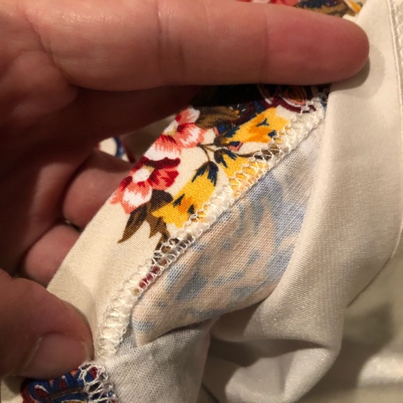 Flower pattern skirt - Picture 4 of 5